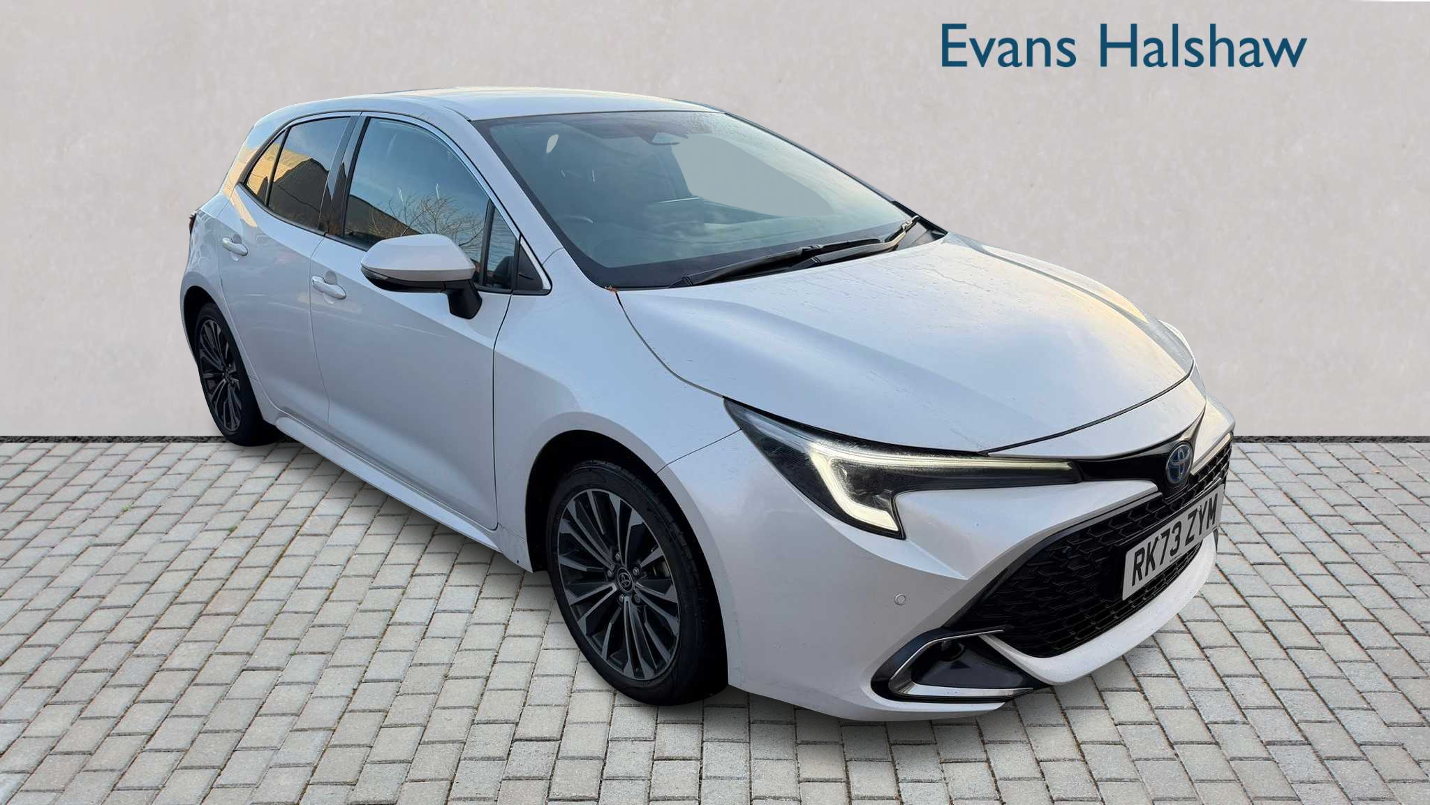 Main listing image - Toyota Corolla