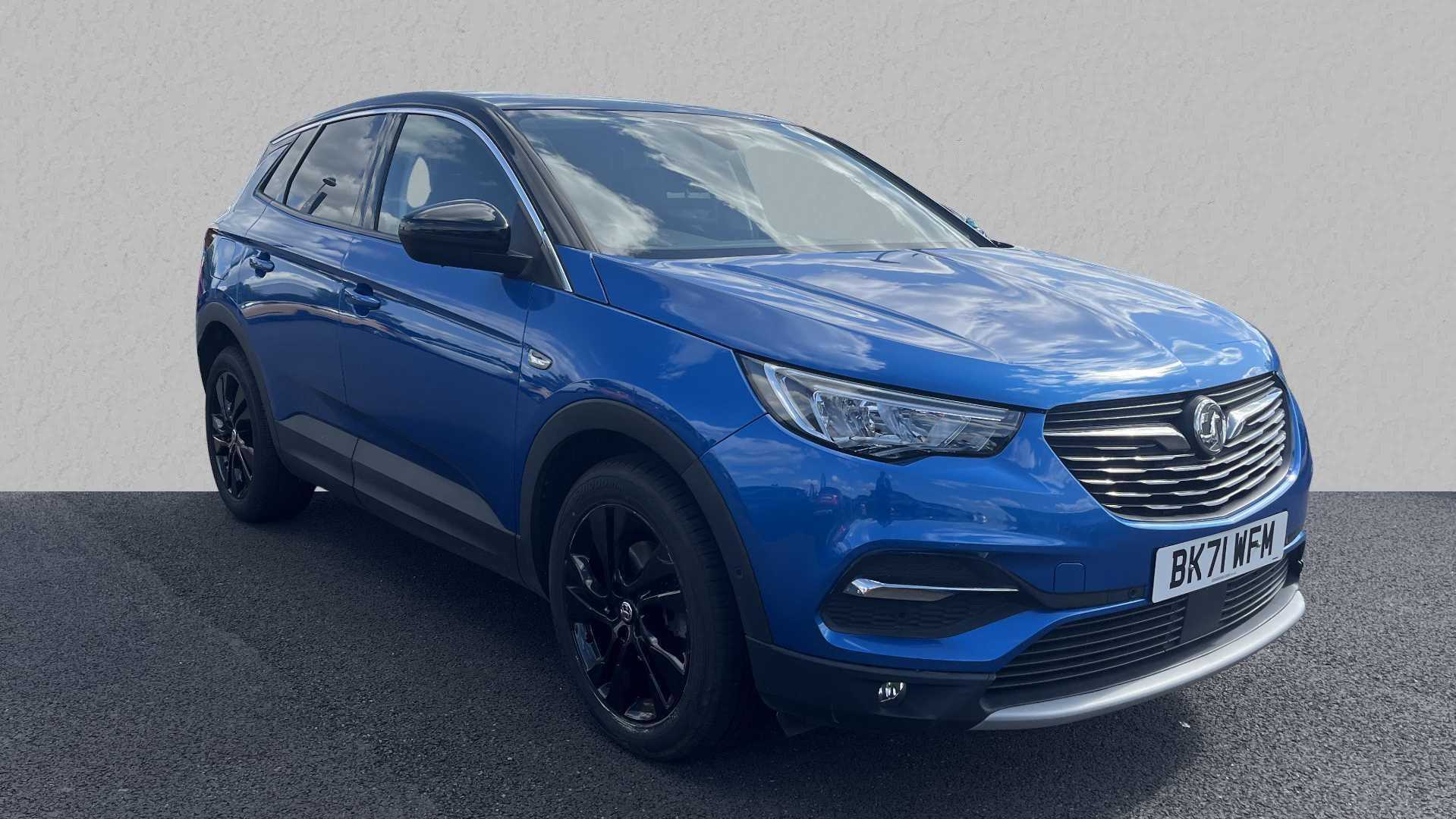 Main listing image - Vauxhall Grandland X