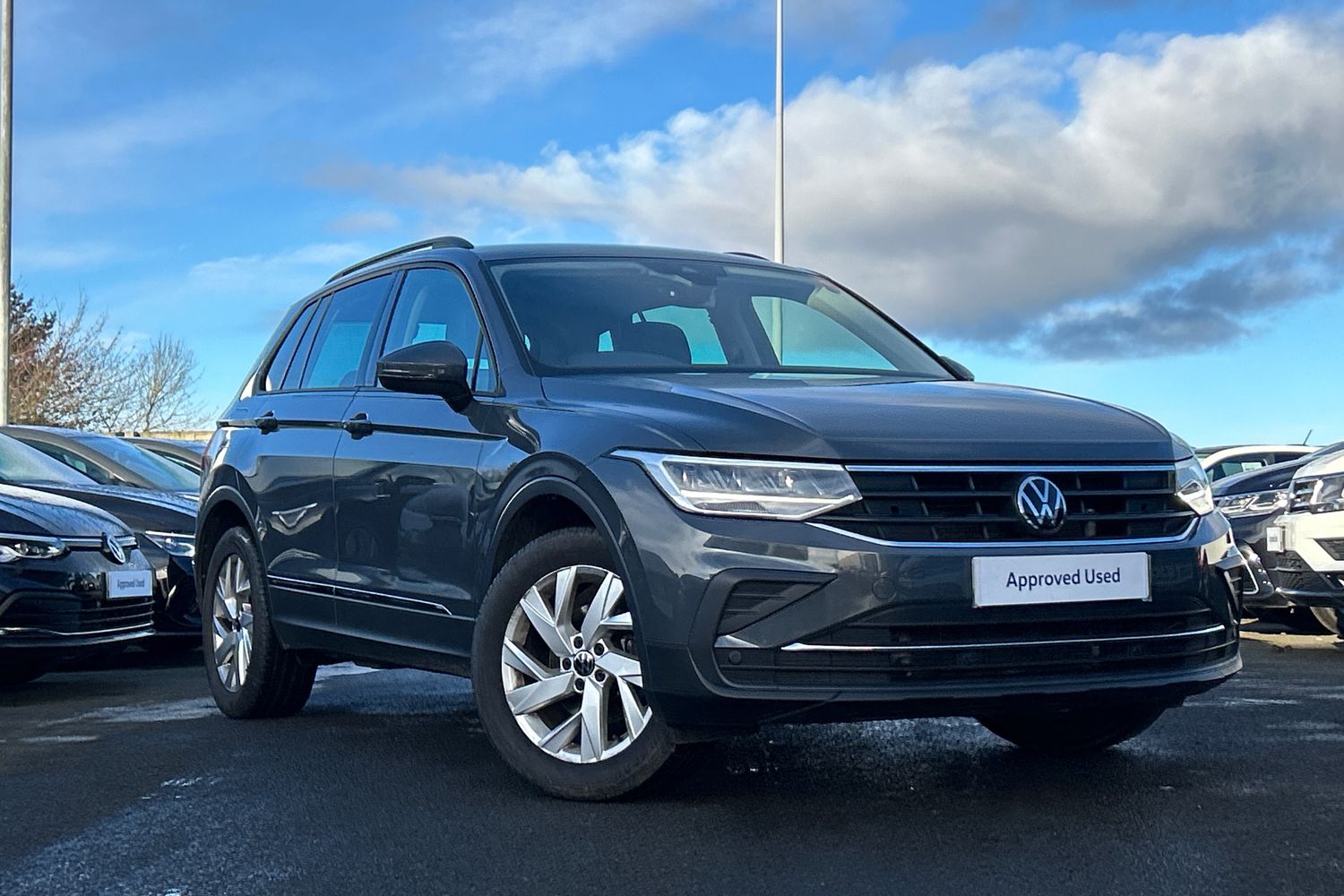 Main listing image - Volkswagen Tiguan