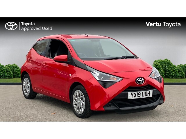 Main listing image - Toyota Aygo