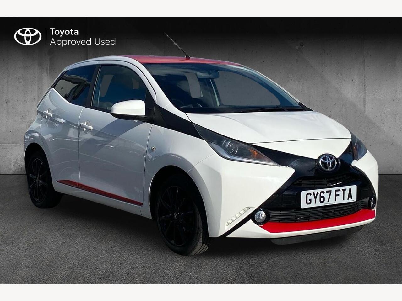 Main listing image - Toyota Aygo