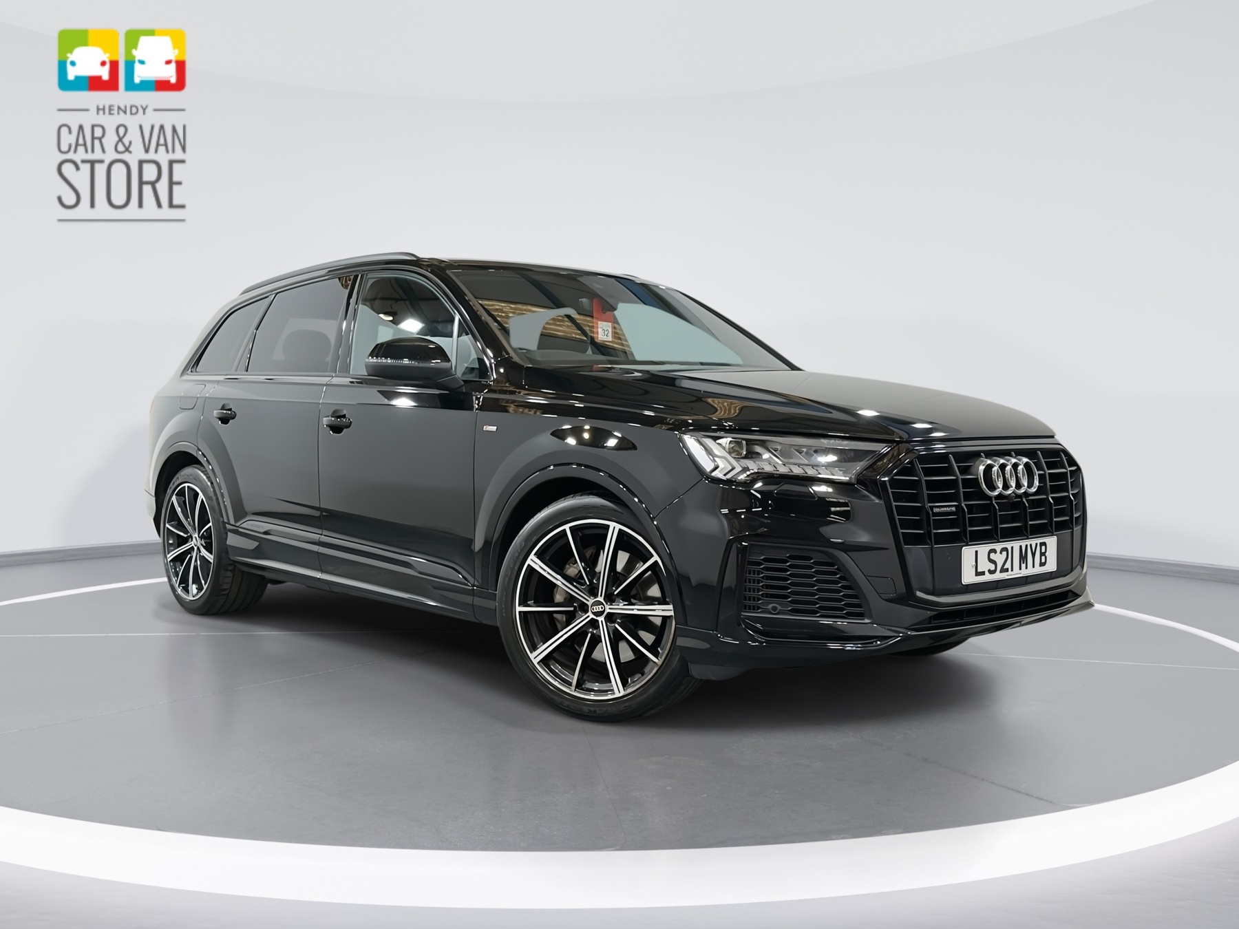 Main listing image - Audi Q7