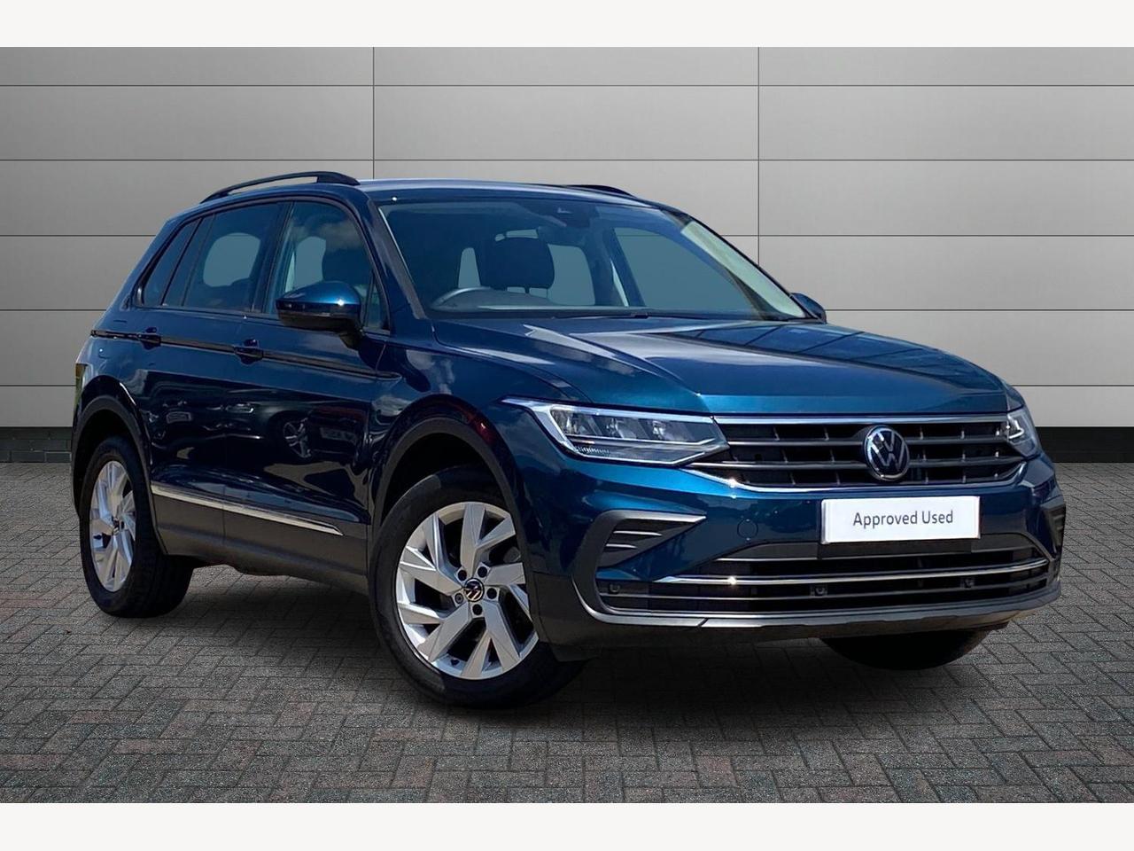 Main listing image - Volkswagen Tiguan
