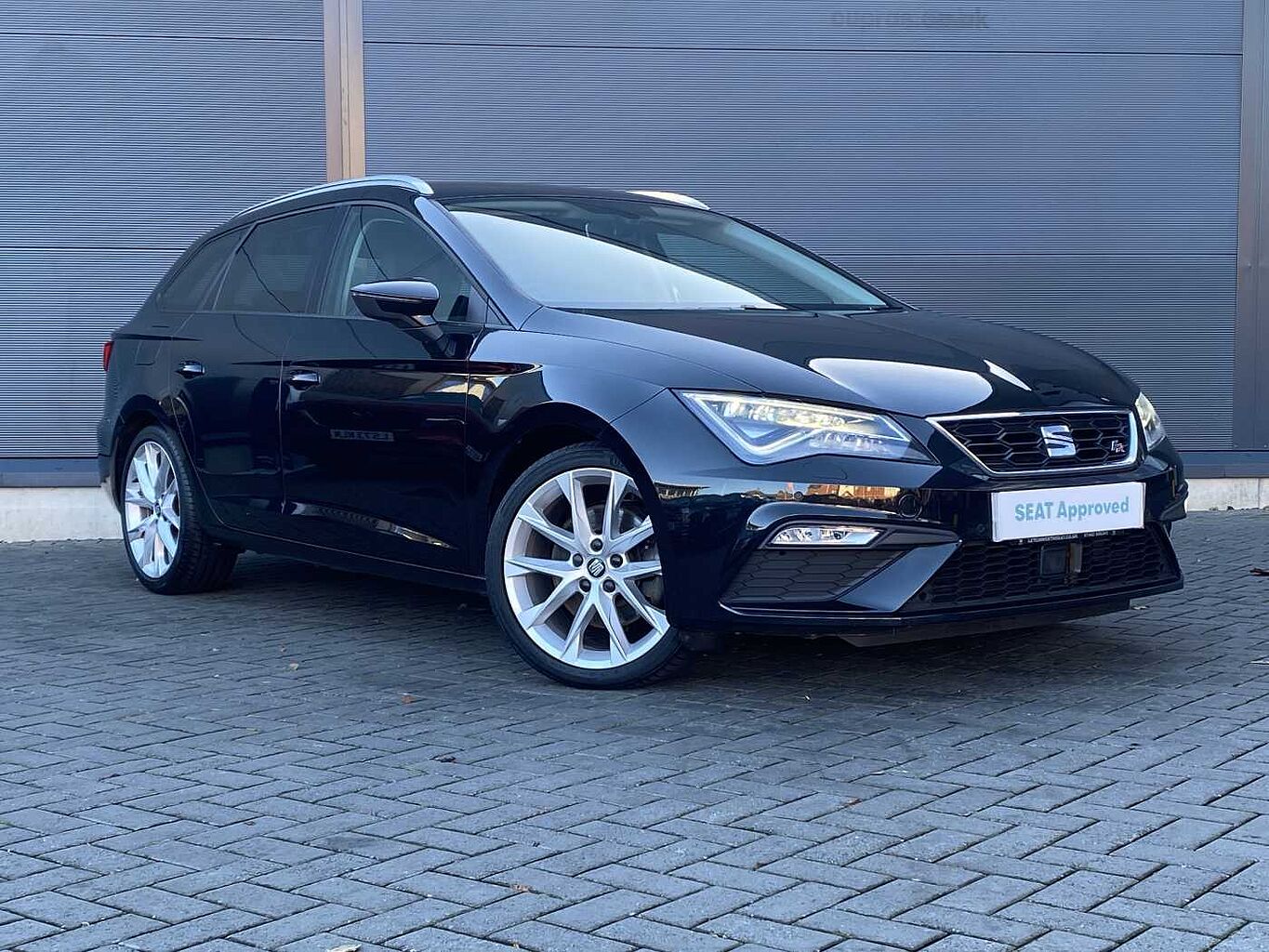 Main listing image - SEAT Leon ST