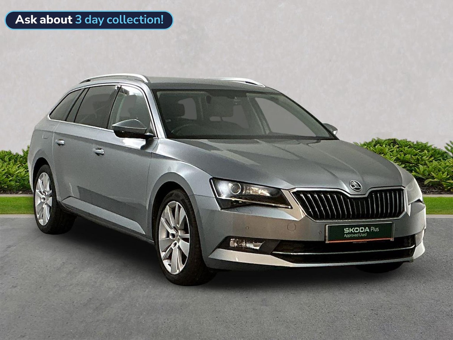 Main listing image - Skoda Superb