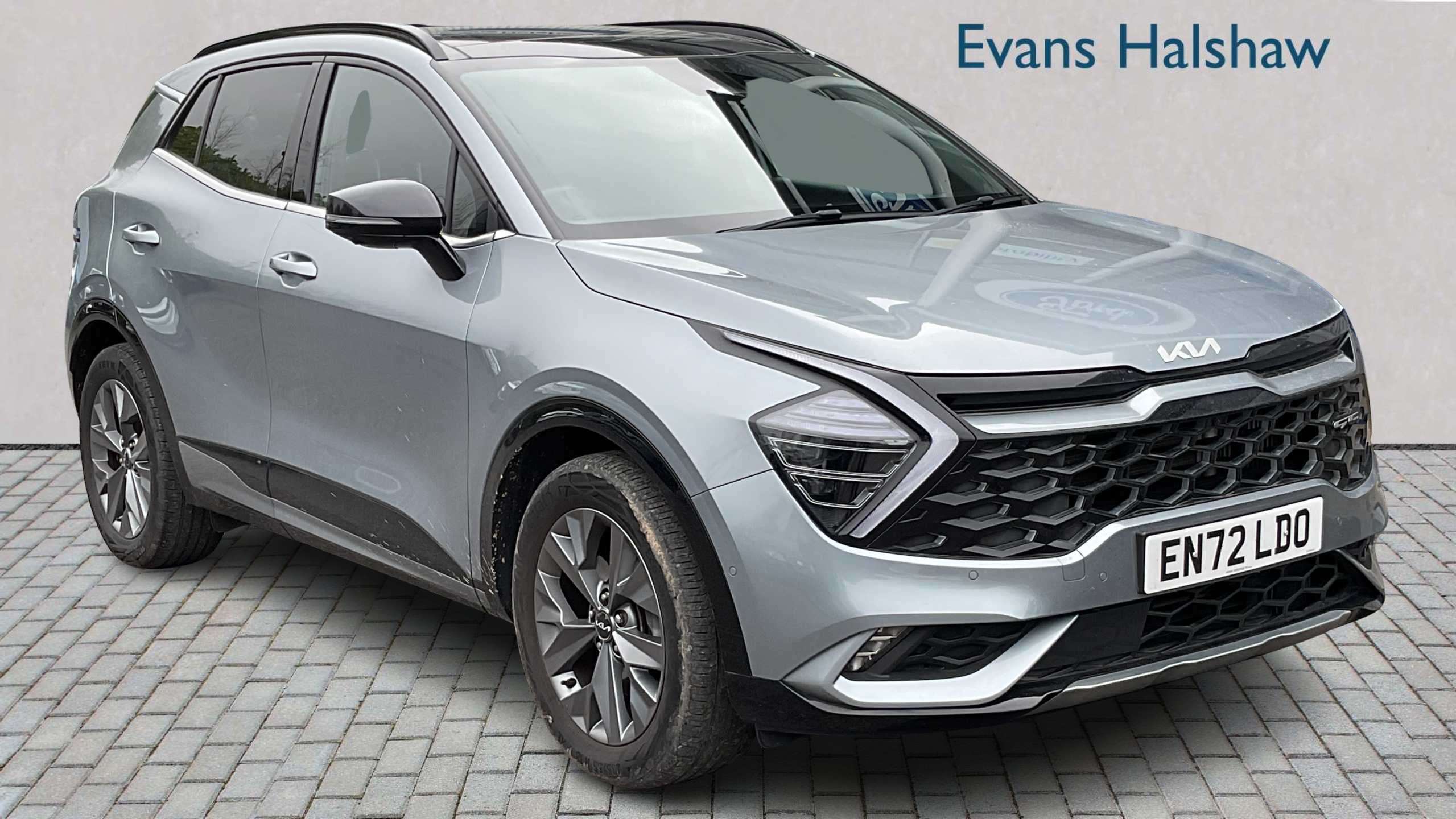 Main listing image - Kia Sportage