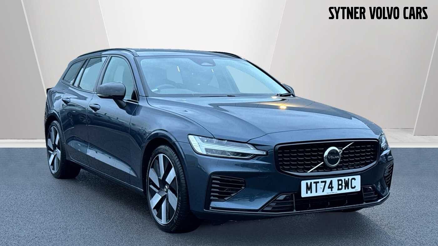 Main listing image - Volvo V60