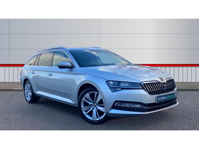 Main listing image - Skoda Superb Estate