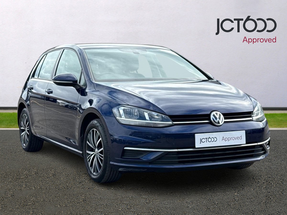 Main listing image - Volkswagen Golf
