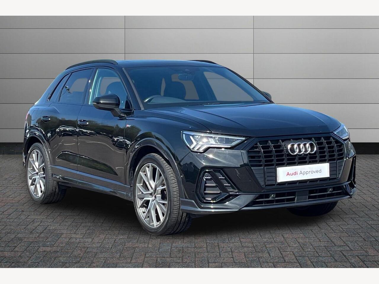Main listing image - Audi Q3