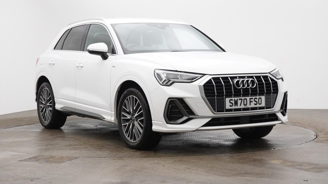 Main listing image - Audi Q3