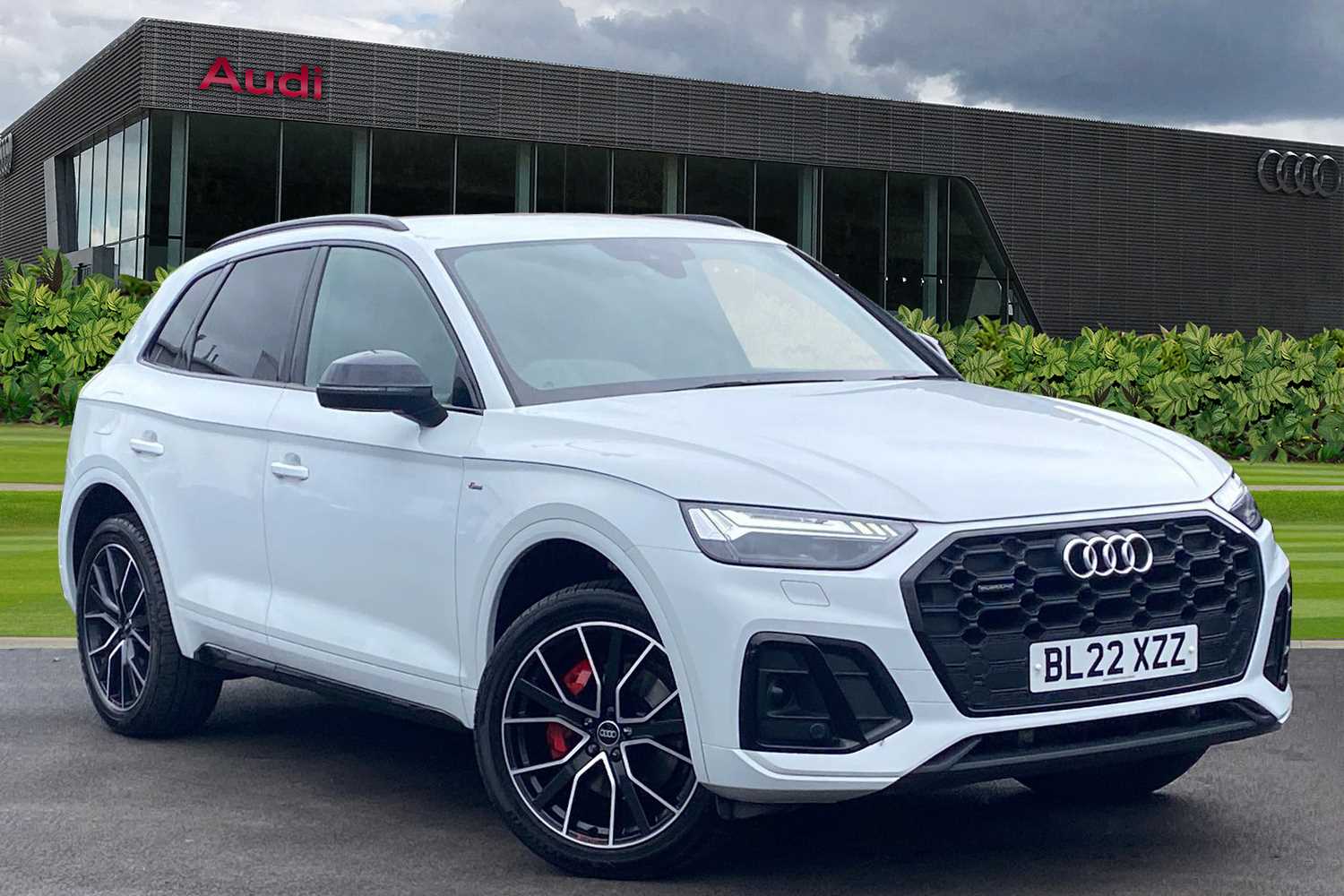 Main listing image - Audi Q5