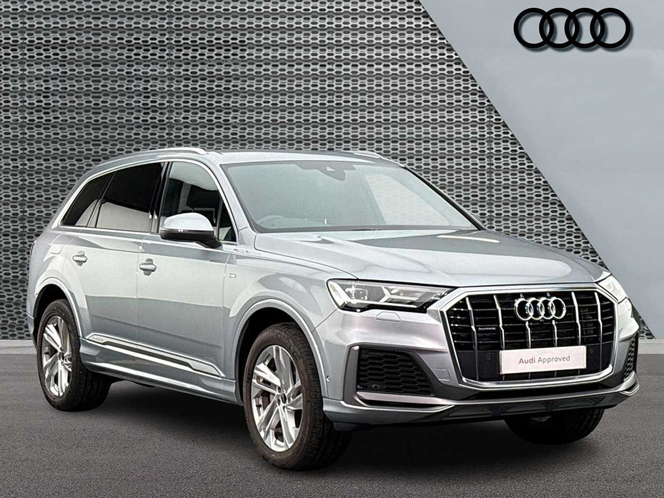 Main listing image - Audi Q7