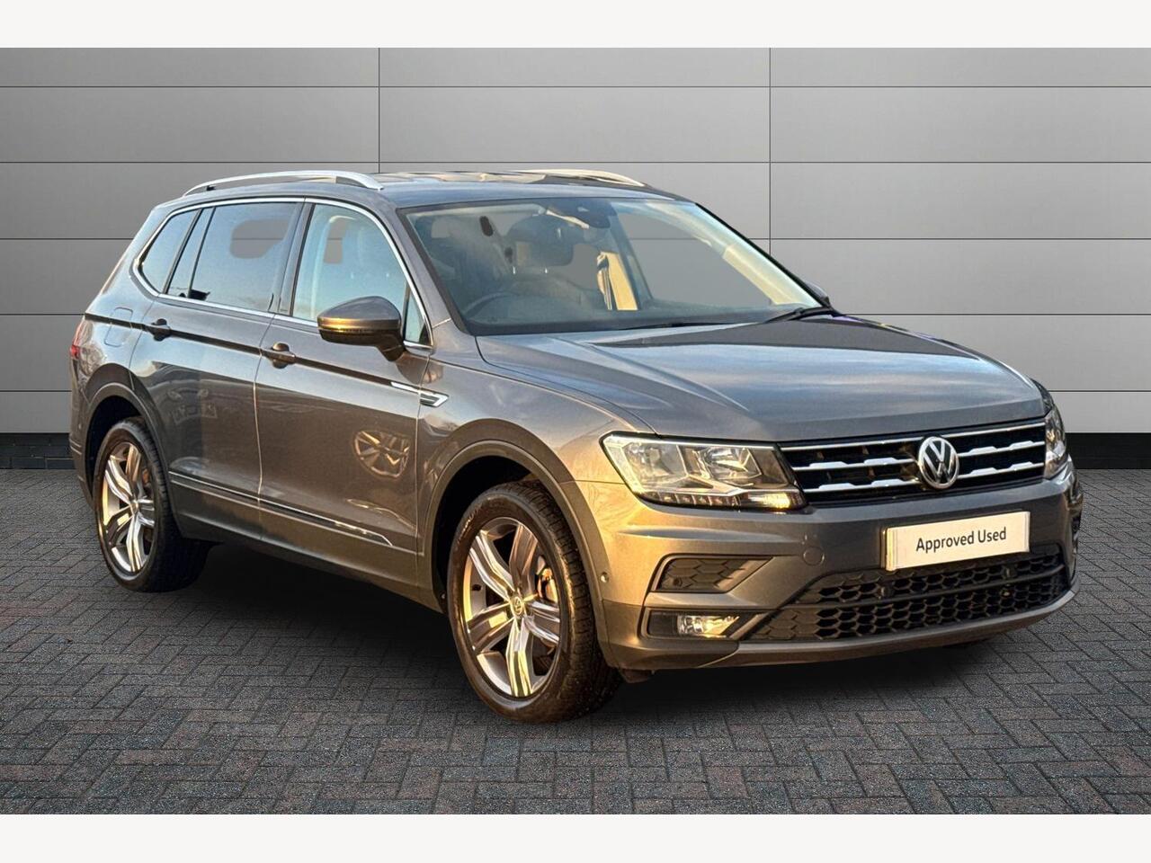 Main listing image - Volkswagen Tiguan Allspace