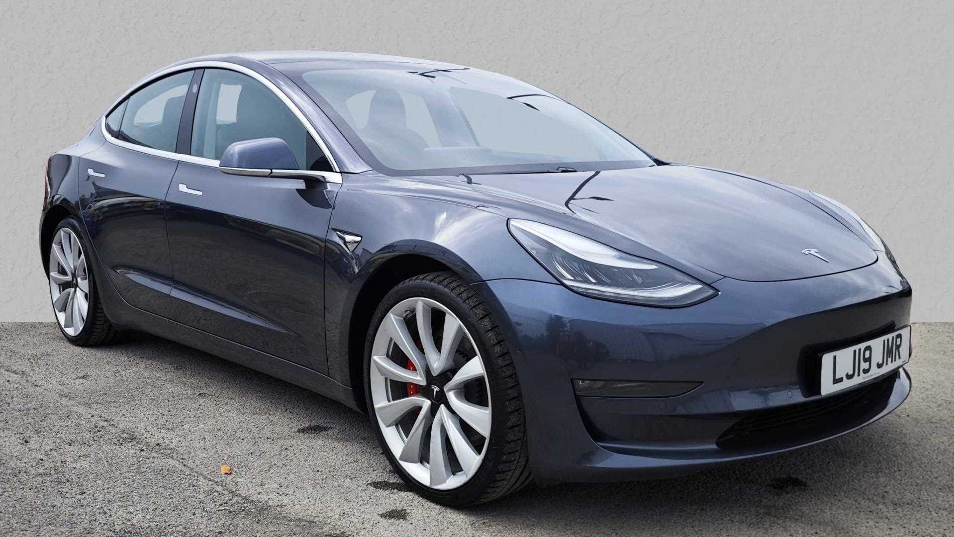 Main listing image - Tesla Model 3