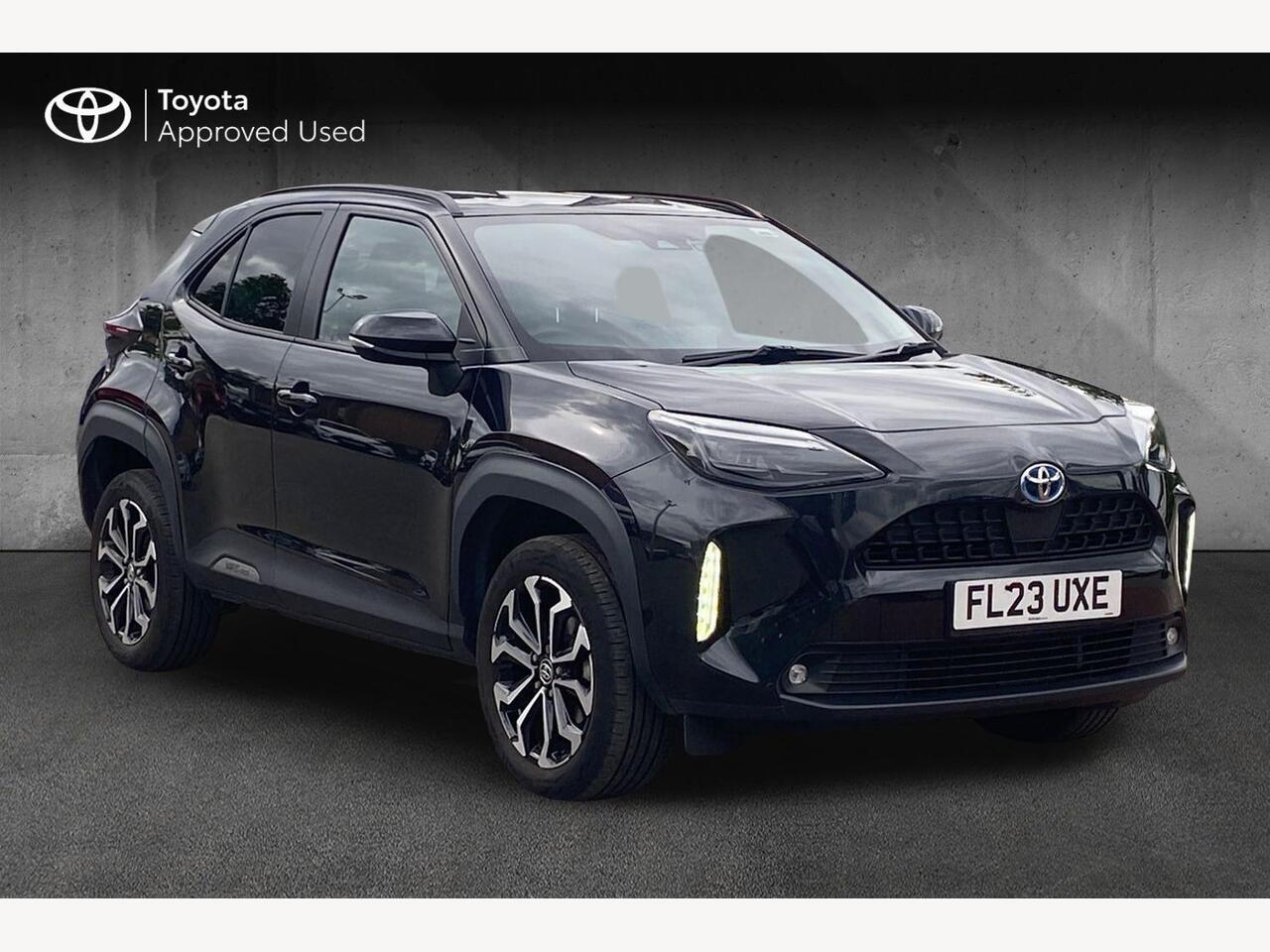 Main listing image - Toyota Yaris Cross