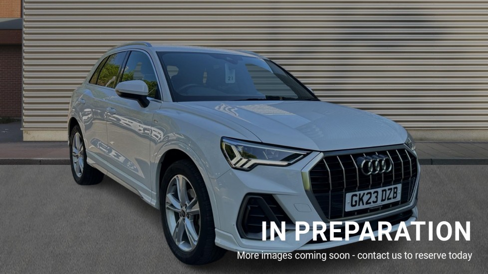 Main listing image - Audi Q3