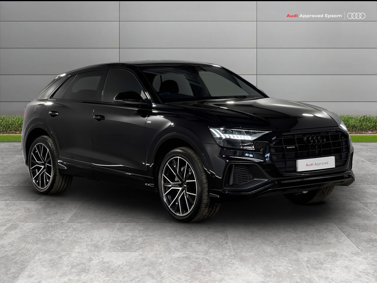 Main listing image - Audi Q8
