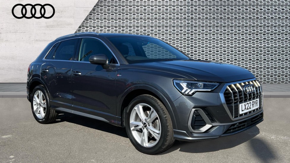 Main listing image - Audi Q3