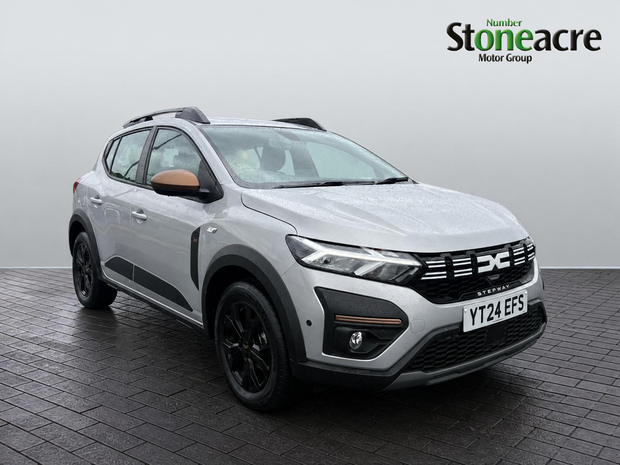 Main listing image - Dacia Sandero Stepway