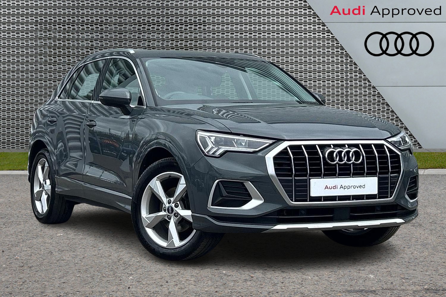 Main listing image - Audi Q3