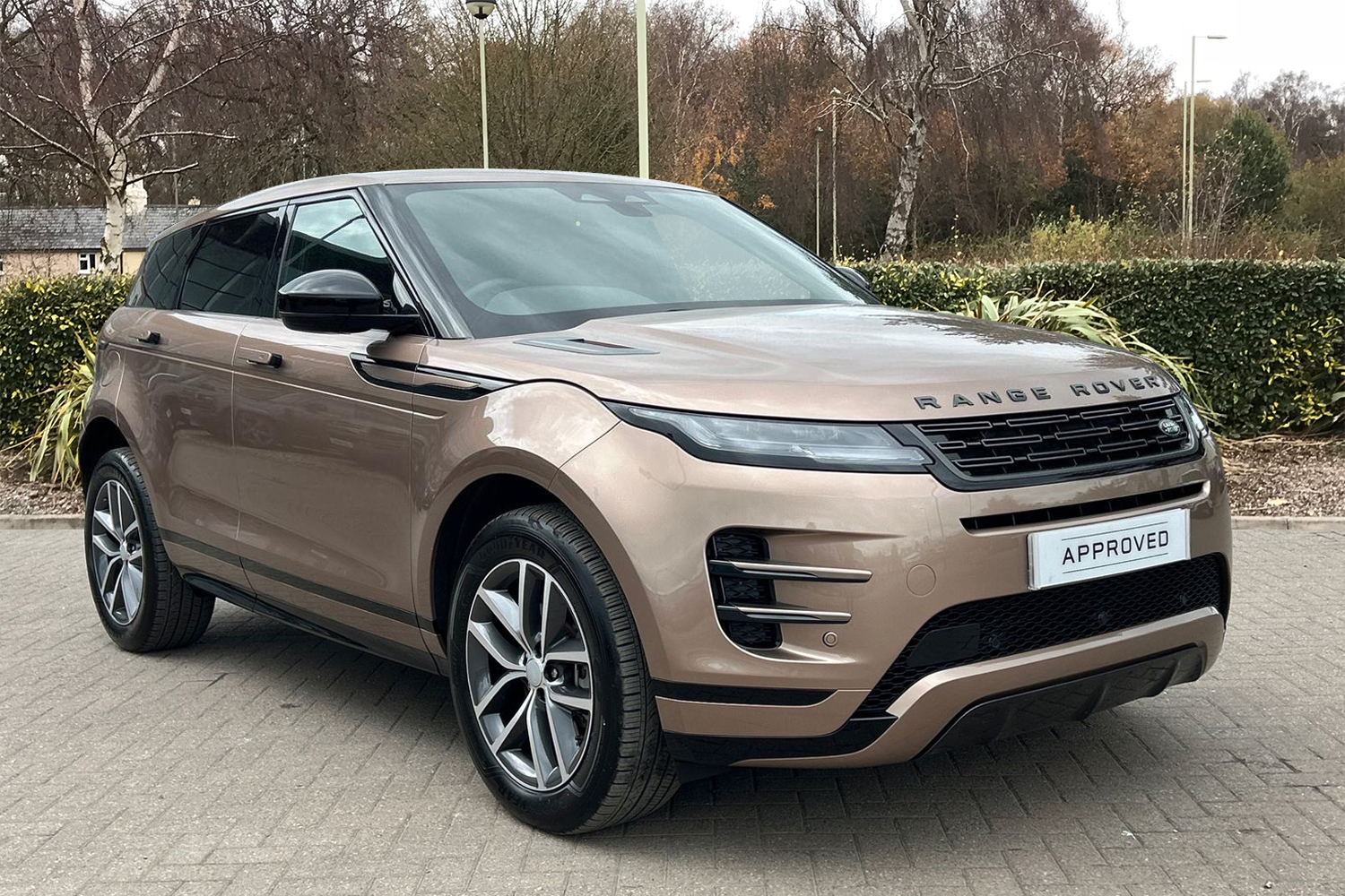 Main listing image - Land Rover Range Rover Evoque