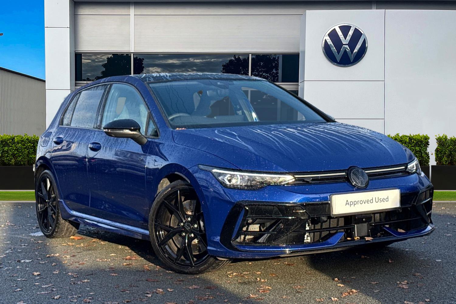 Main listing image - Volkswagen Golf R
