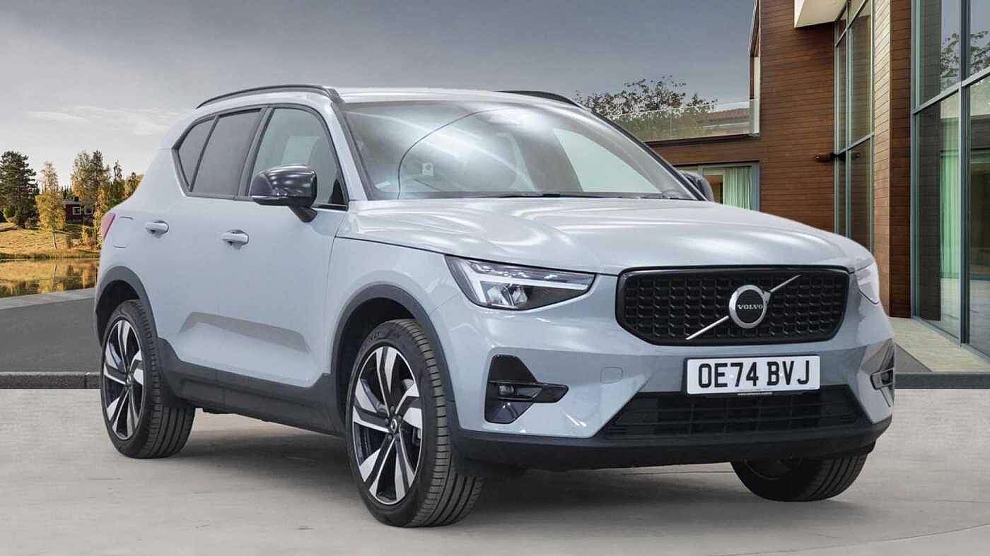 Main listing image - Volvo XC40