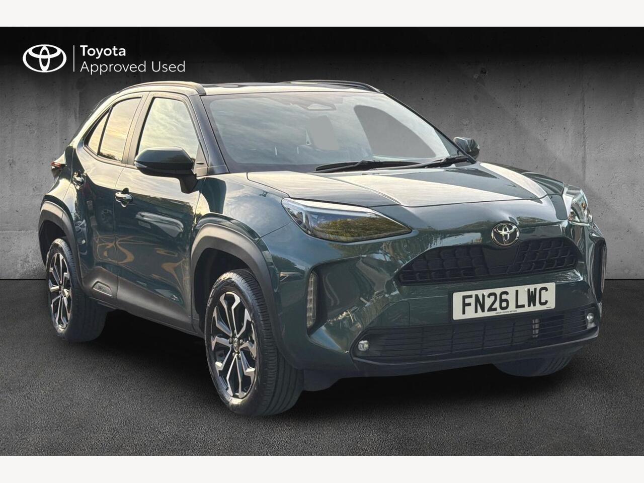 Main listing image - Toyota Yaris Cross