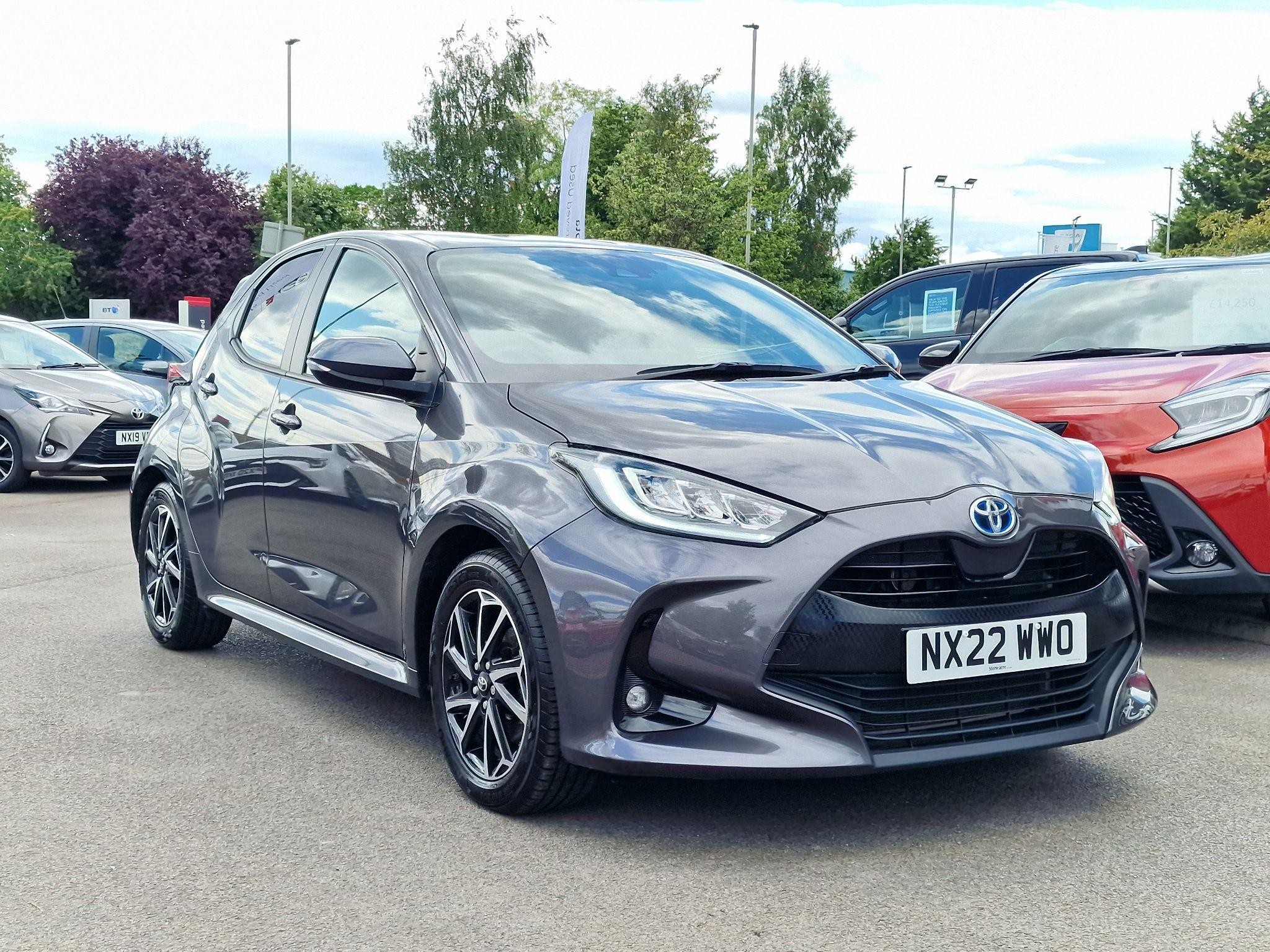 Main listing image - Toyota Yaris