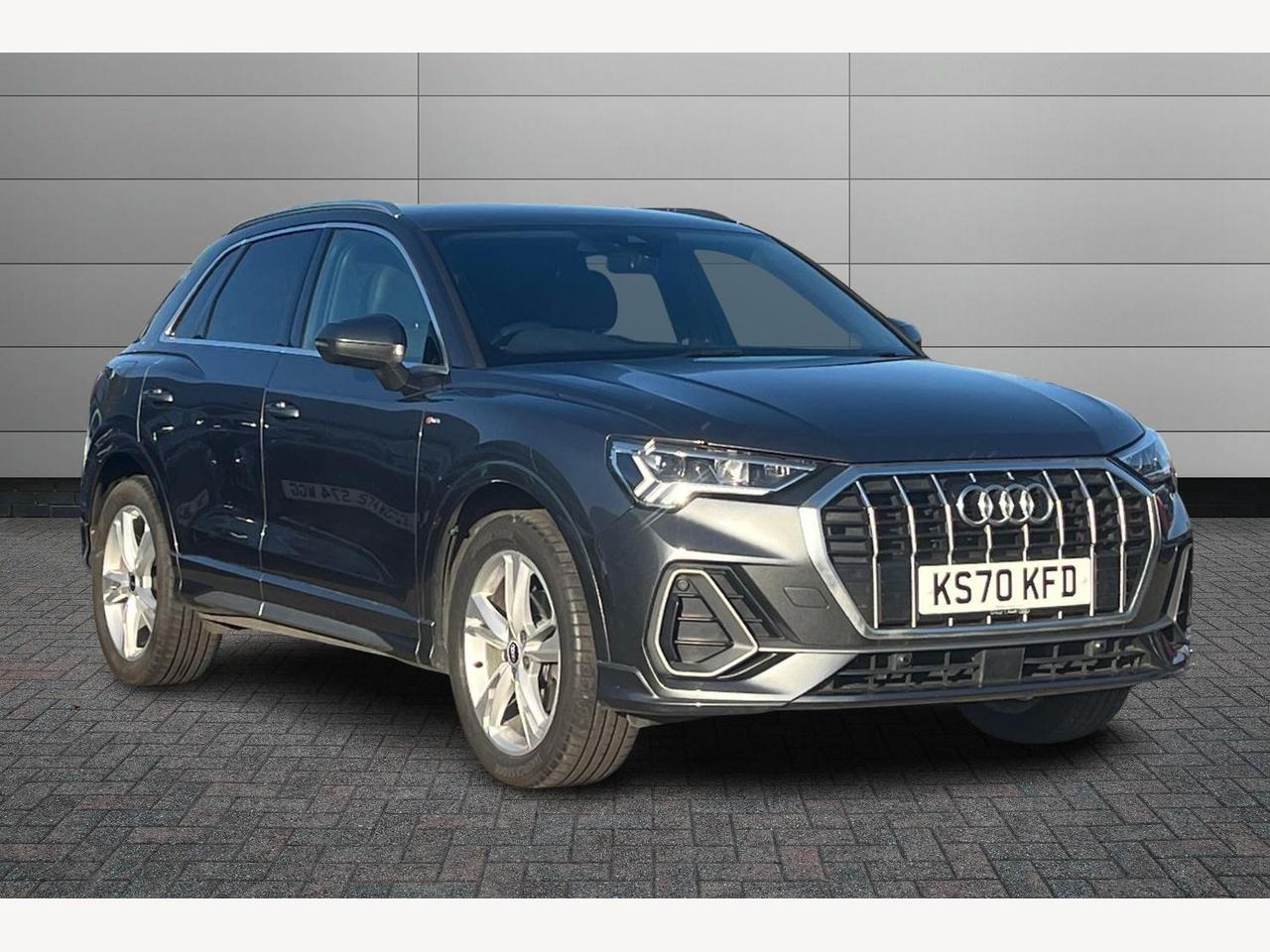 Main listing image - Audi Q3