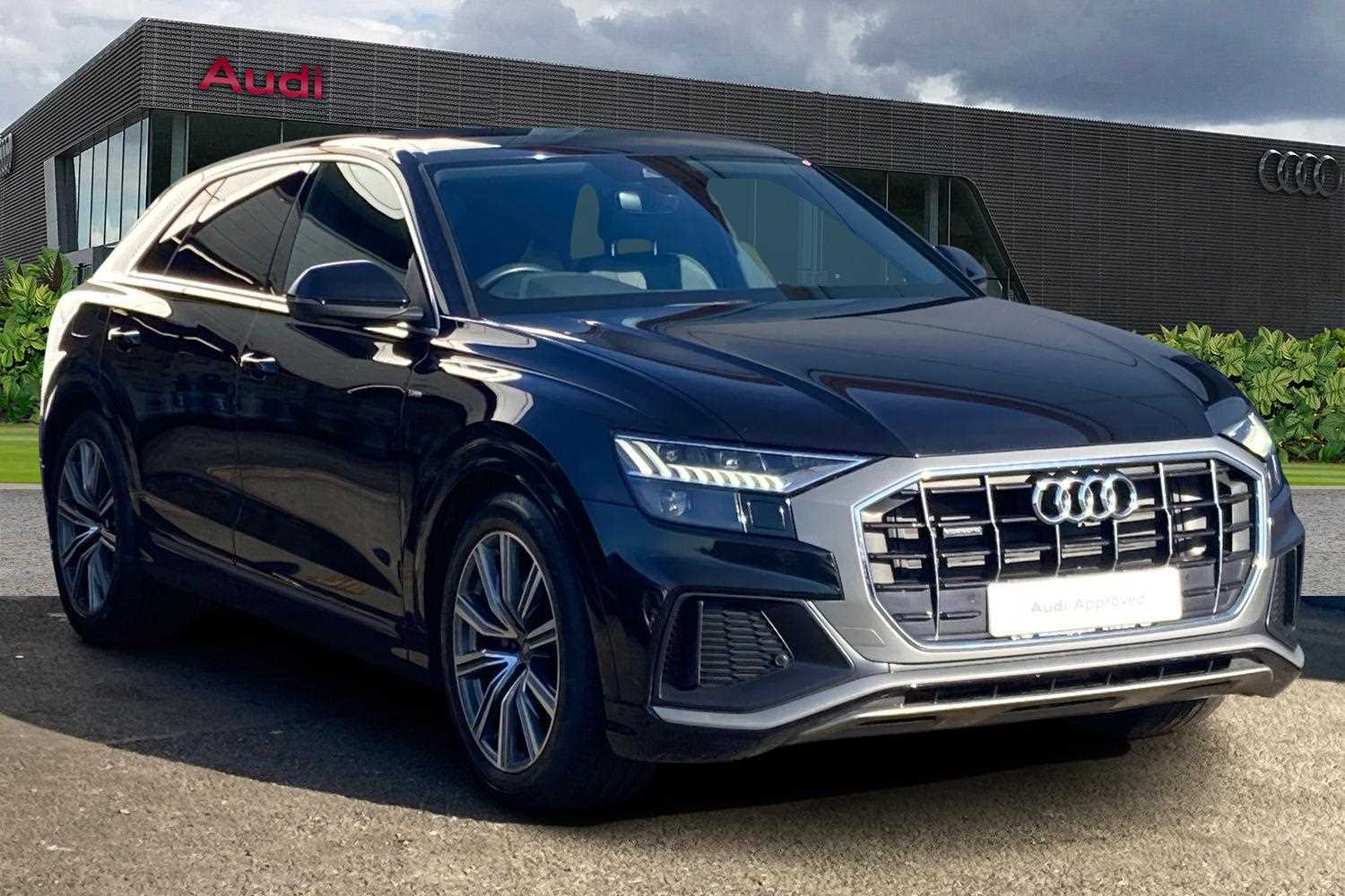 Main listing image - Audi Q8