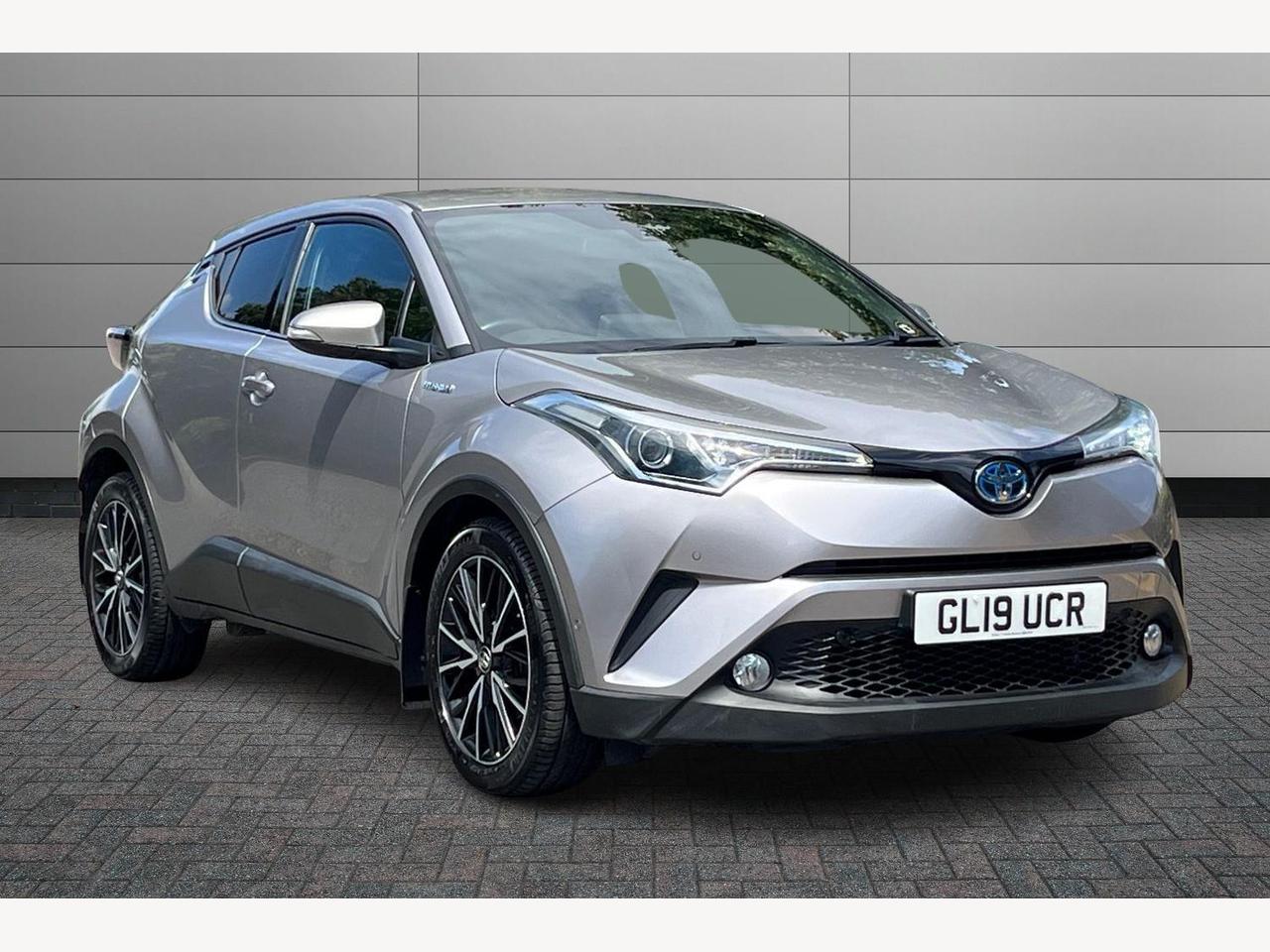 Main listing image - Toyota C-HR