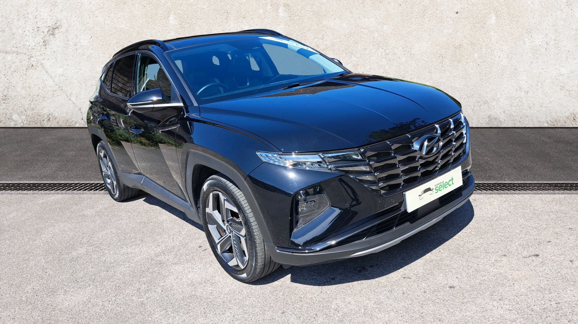 Main listing image - Hyundai Tucson