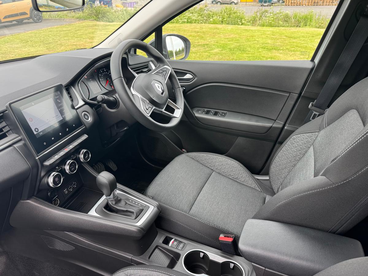 Main listing image - Renault Captur