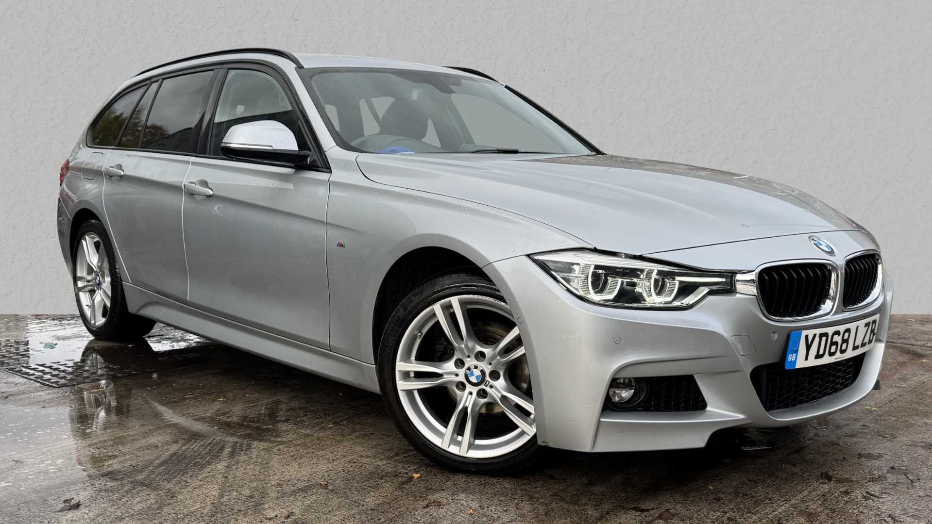 Main listing image - BMW 3 Series Touring