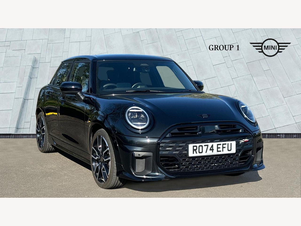 Main listing image - MINI Hatchback 5dr