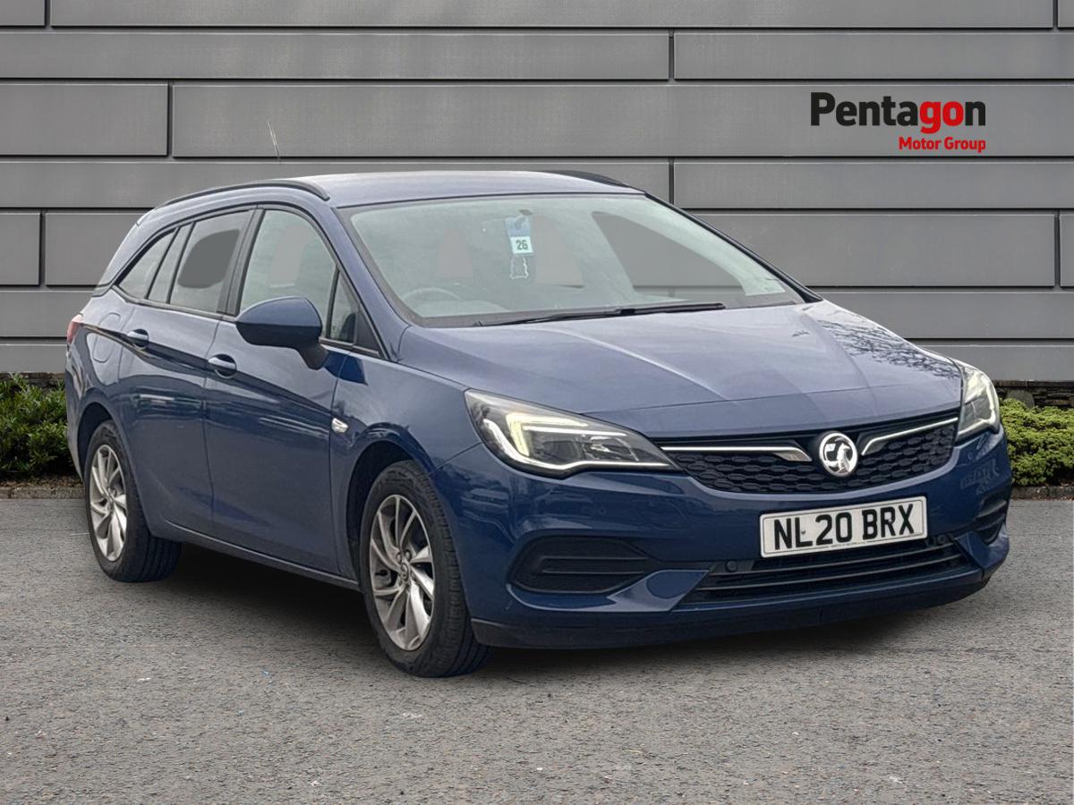 Main listing image - Vauxhall Astra Sports Tourer