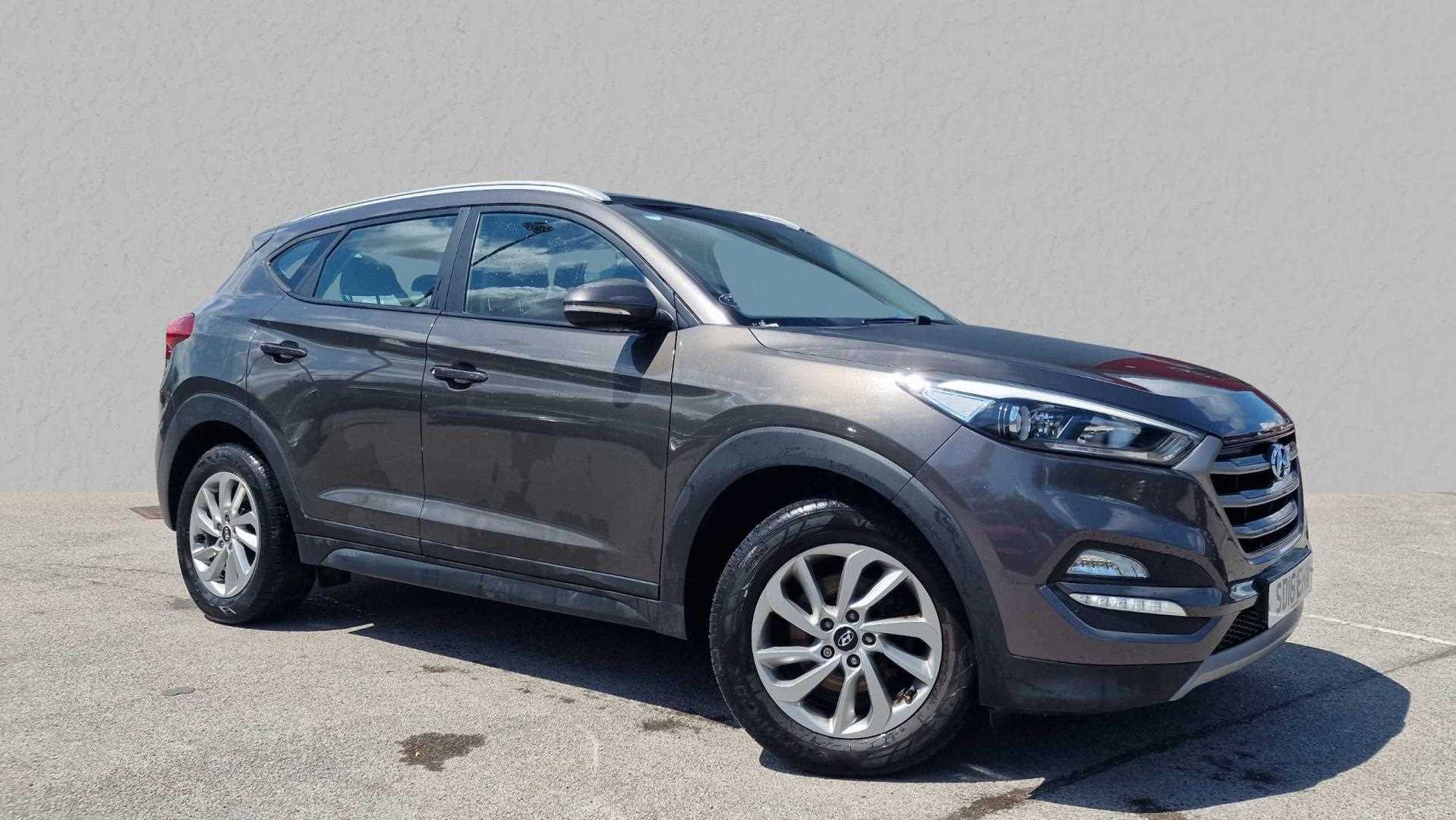 Main listing image - Hyundai Tucson