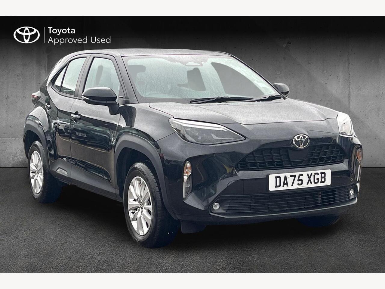 Main listing image - Toyota Yaris Cross