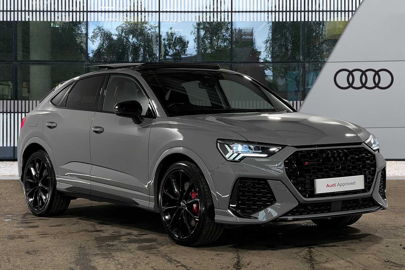 Main listing image - Audi RS Q3