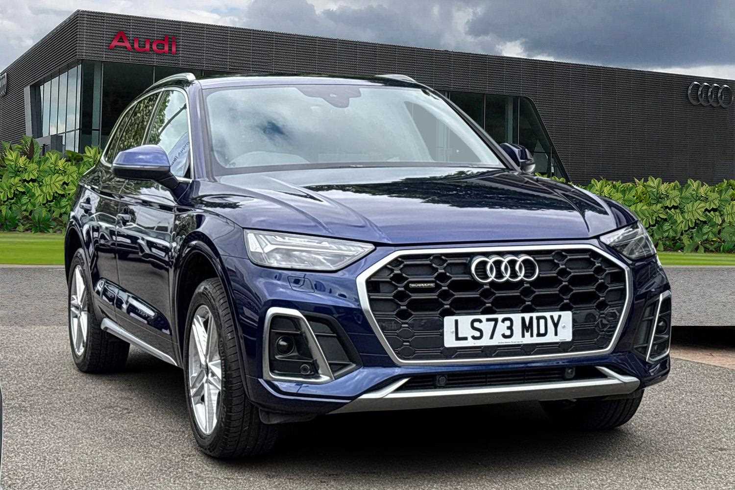 Main listing image - Audi Q5
