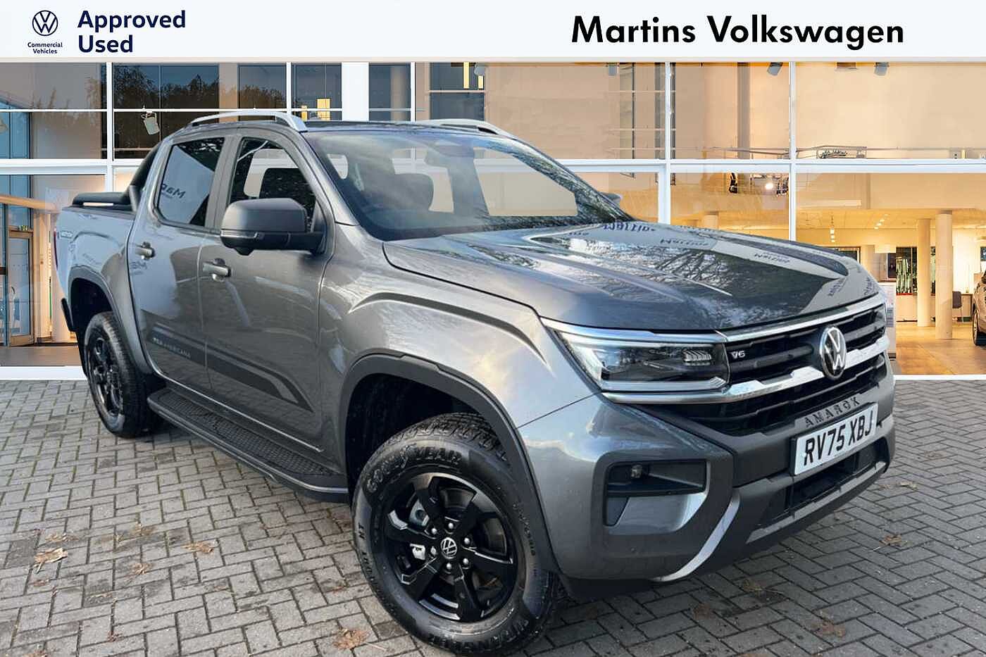 Main listing image - Volkswagen Amarok