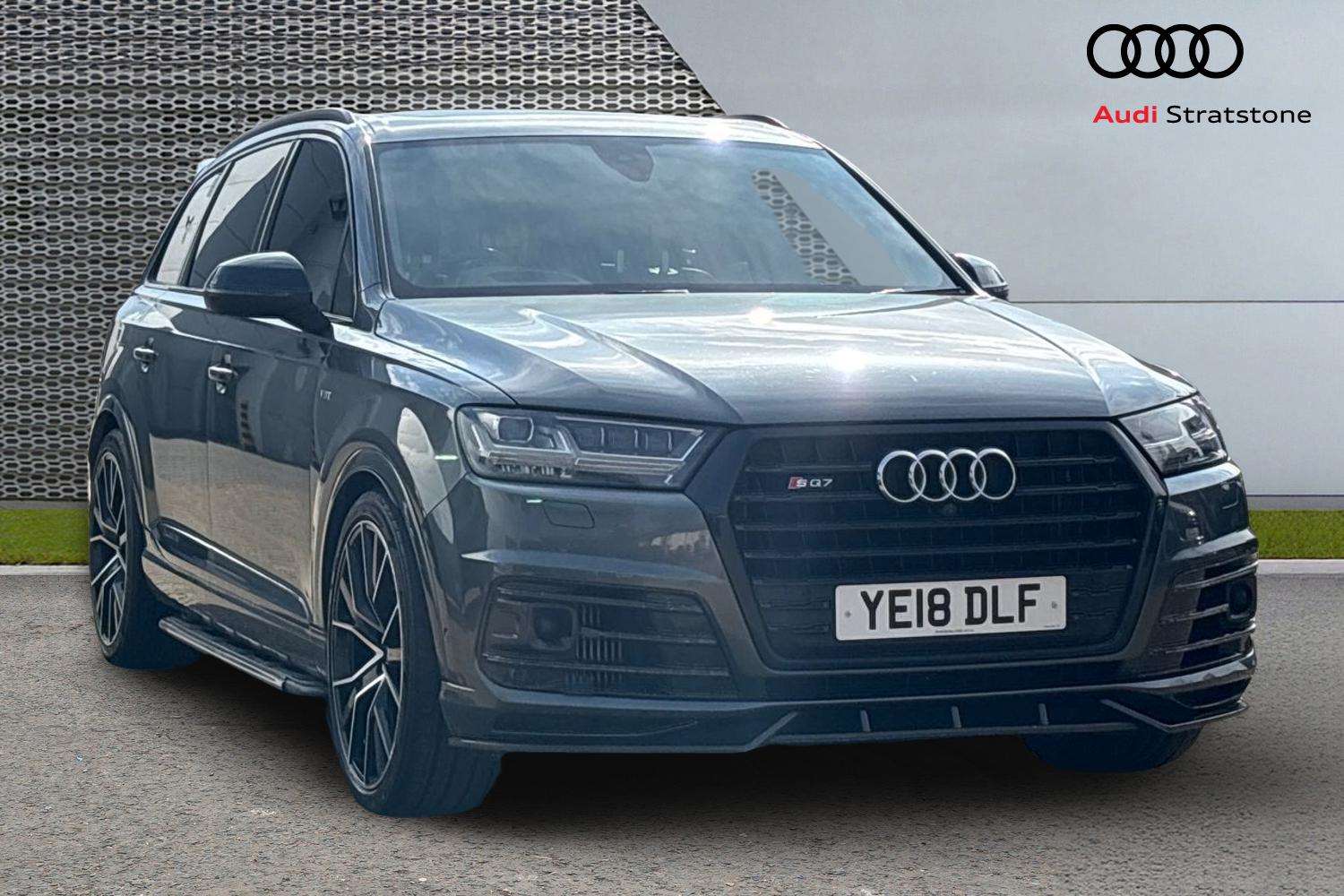 Main listing image - Audi SQ7