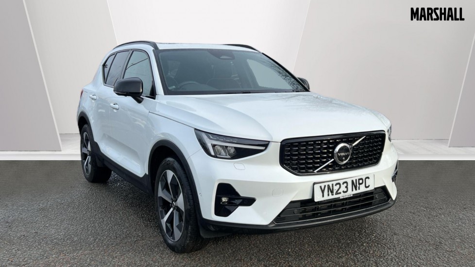 Main listing image - Volvo XC40