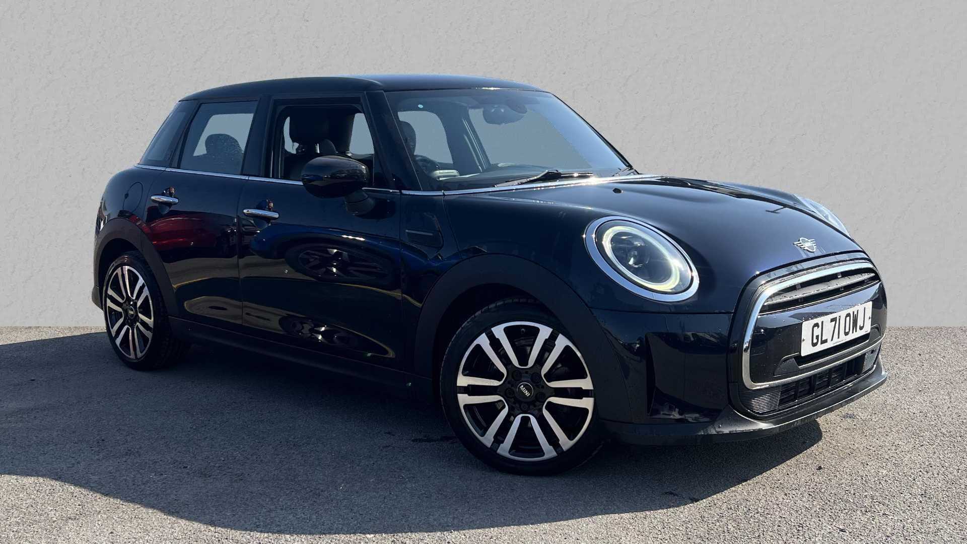 Main listing image - MINI Hatchback 5dr