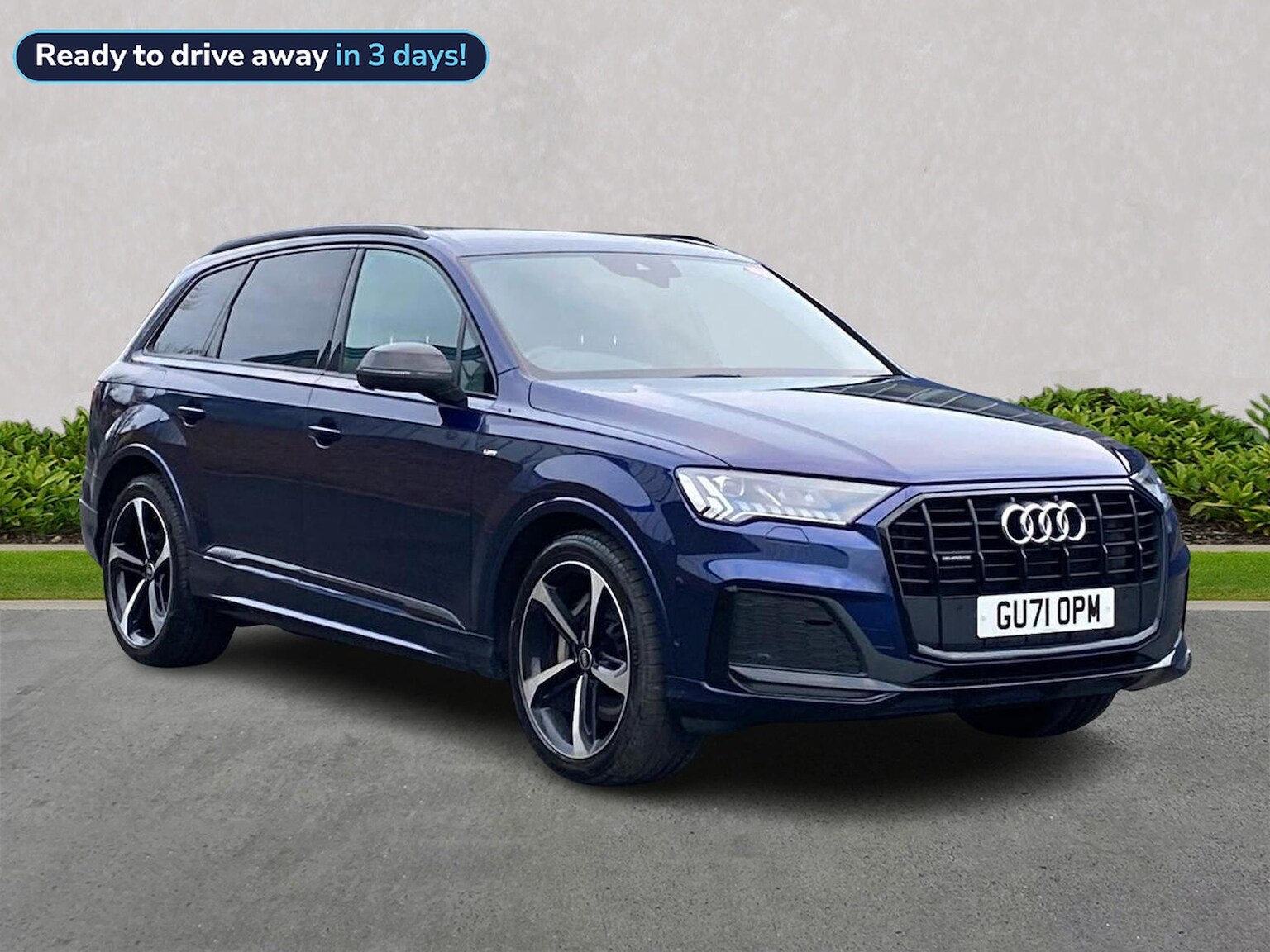 Main listing image - Audi Q7