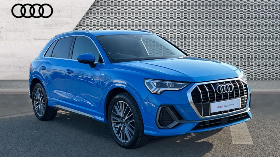 Main listing image - Audi Q3