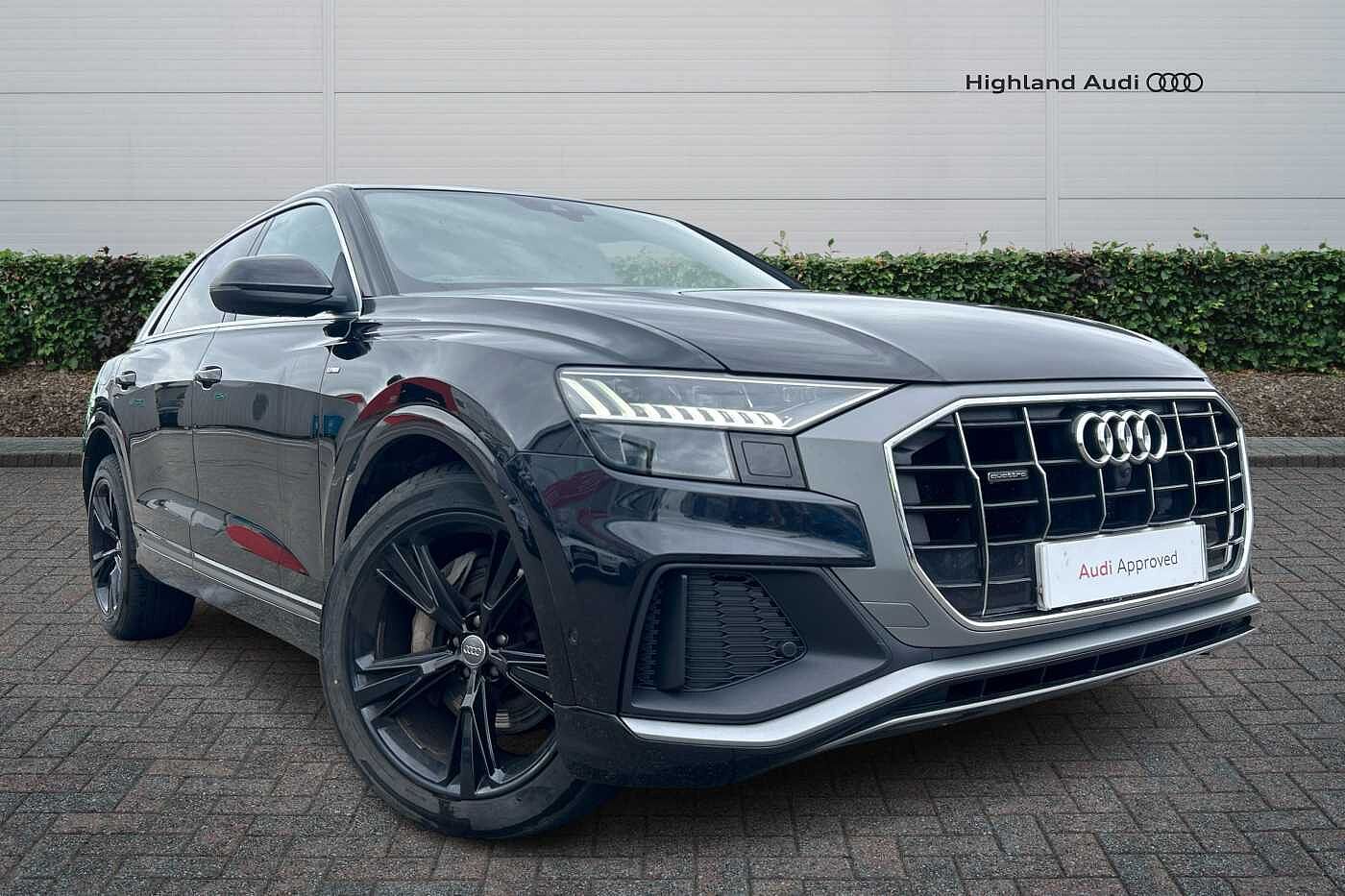 Main listing image - Audi Q8