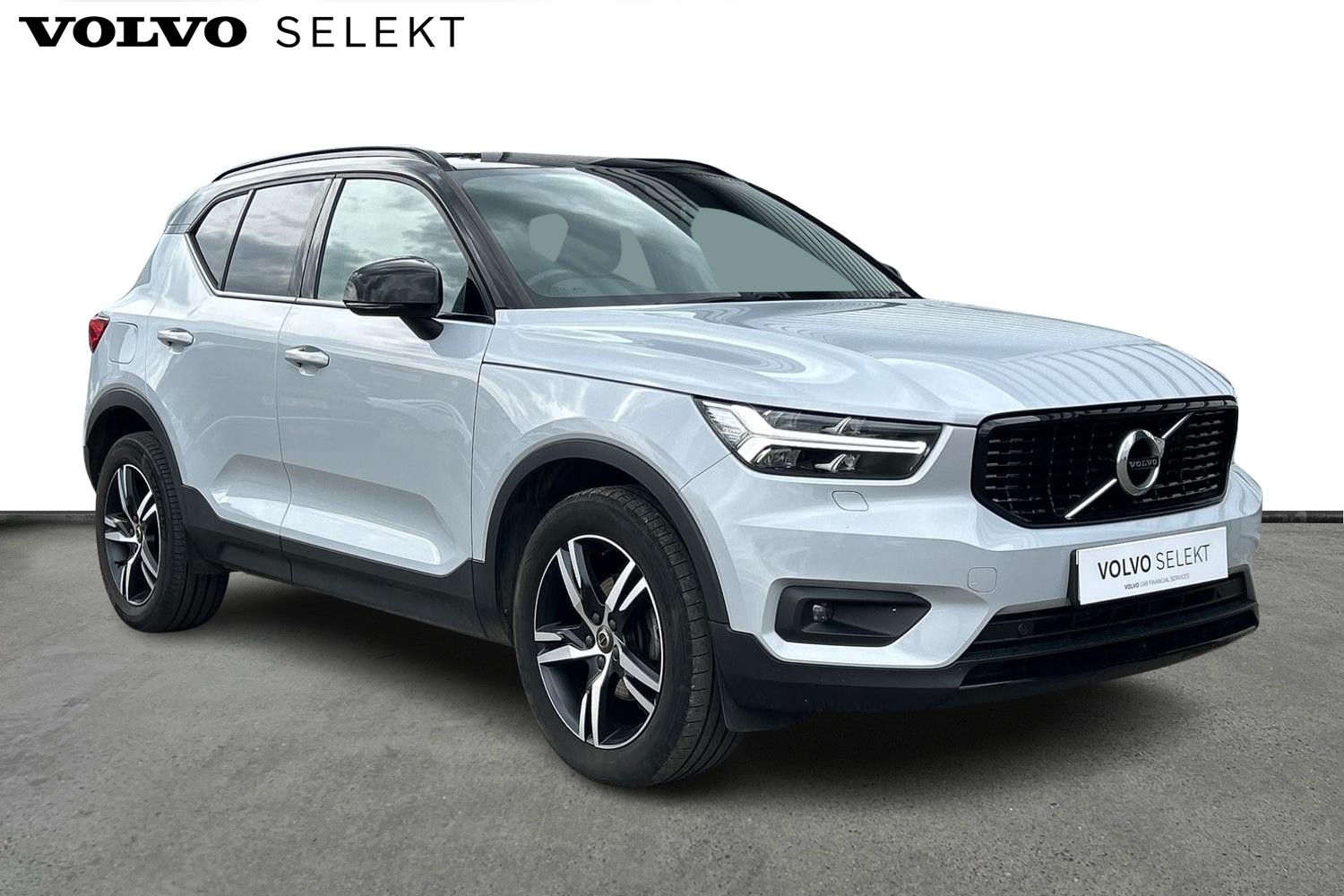 Main listing image - Volvo XC40
